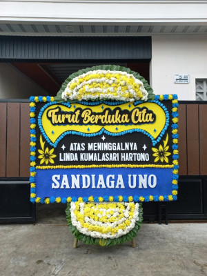 Papan Bunga Duka di Bingin Kuning